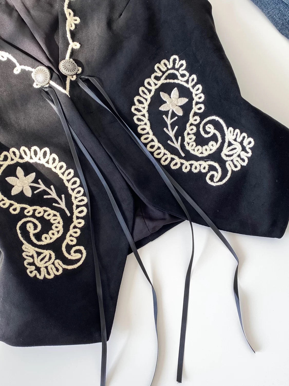 Royal lady waist coat COA173 images